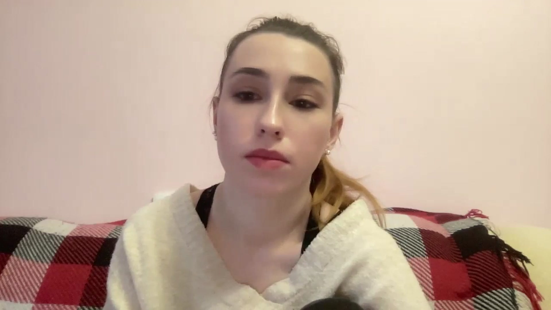Gallery image thumbnail from Just_I's myfreecams stream on, 12/12/2023, 13:32 image 16 of 20