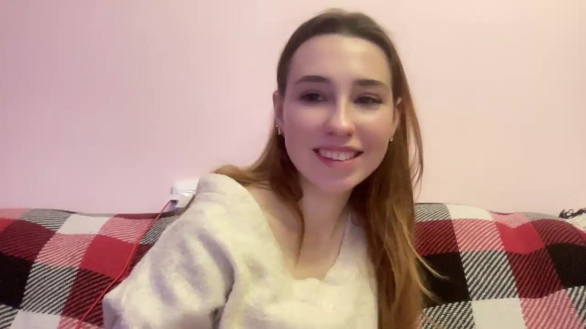 Gallery image thumbnail from Just_I's myfreecams stream on, 12/17/2023, 24:01 image 20 of 20