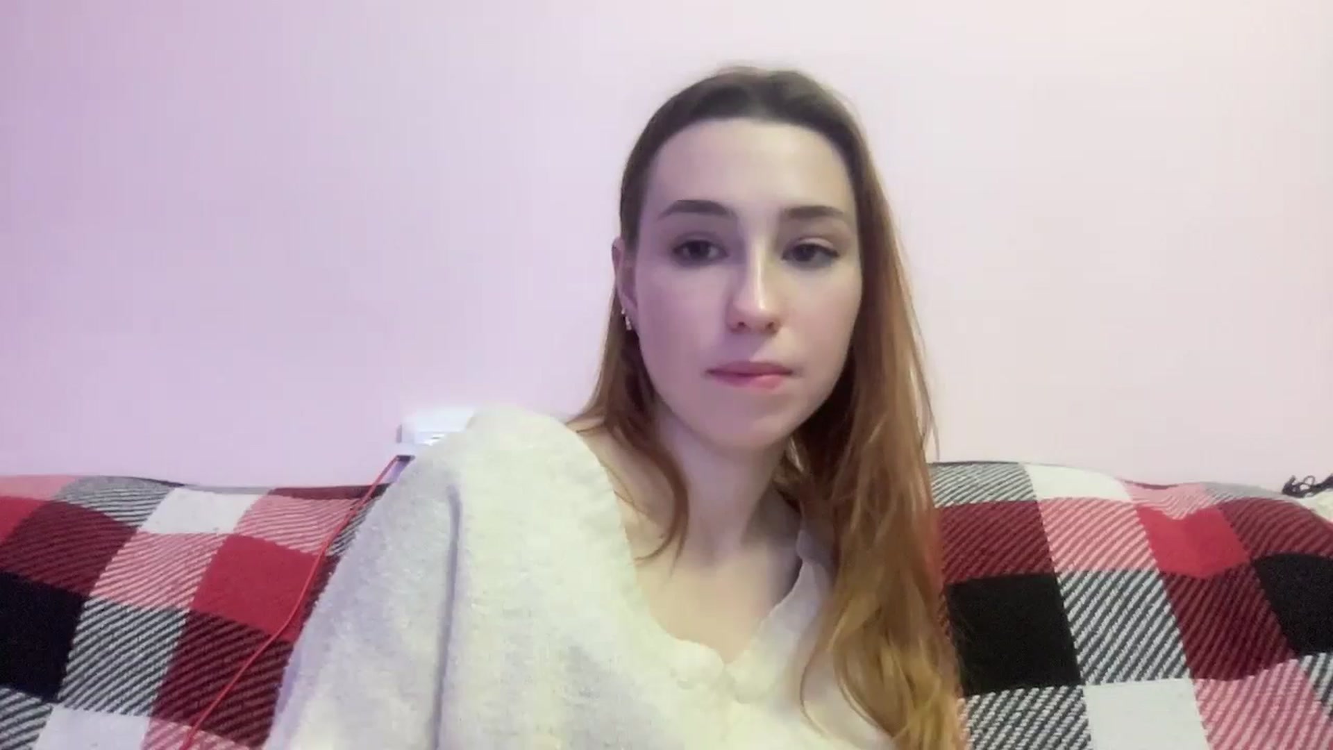Gallery image thumbnail from Just_I's myfreecams stream on, 12/17/2023, 24:01 image 14 of 20