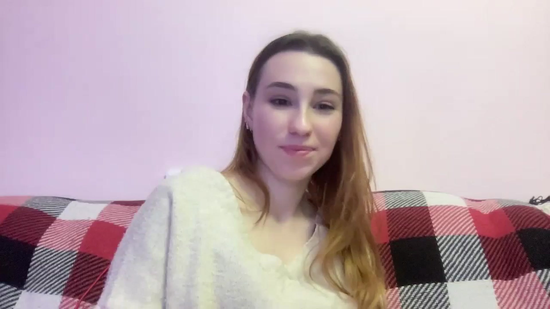 Gallery image thumbnail from Just_I's myfreecams stream on, 12/17/2023, 24:01 image 15 of 20