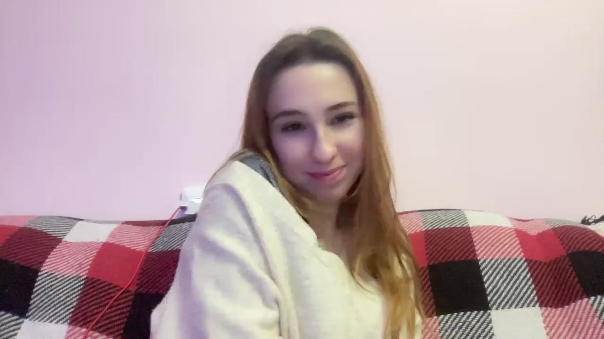 Gallery image thumbnail from Just_I's myfreecams stream on, 12/17/2023, 24:01 image 13 of 20