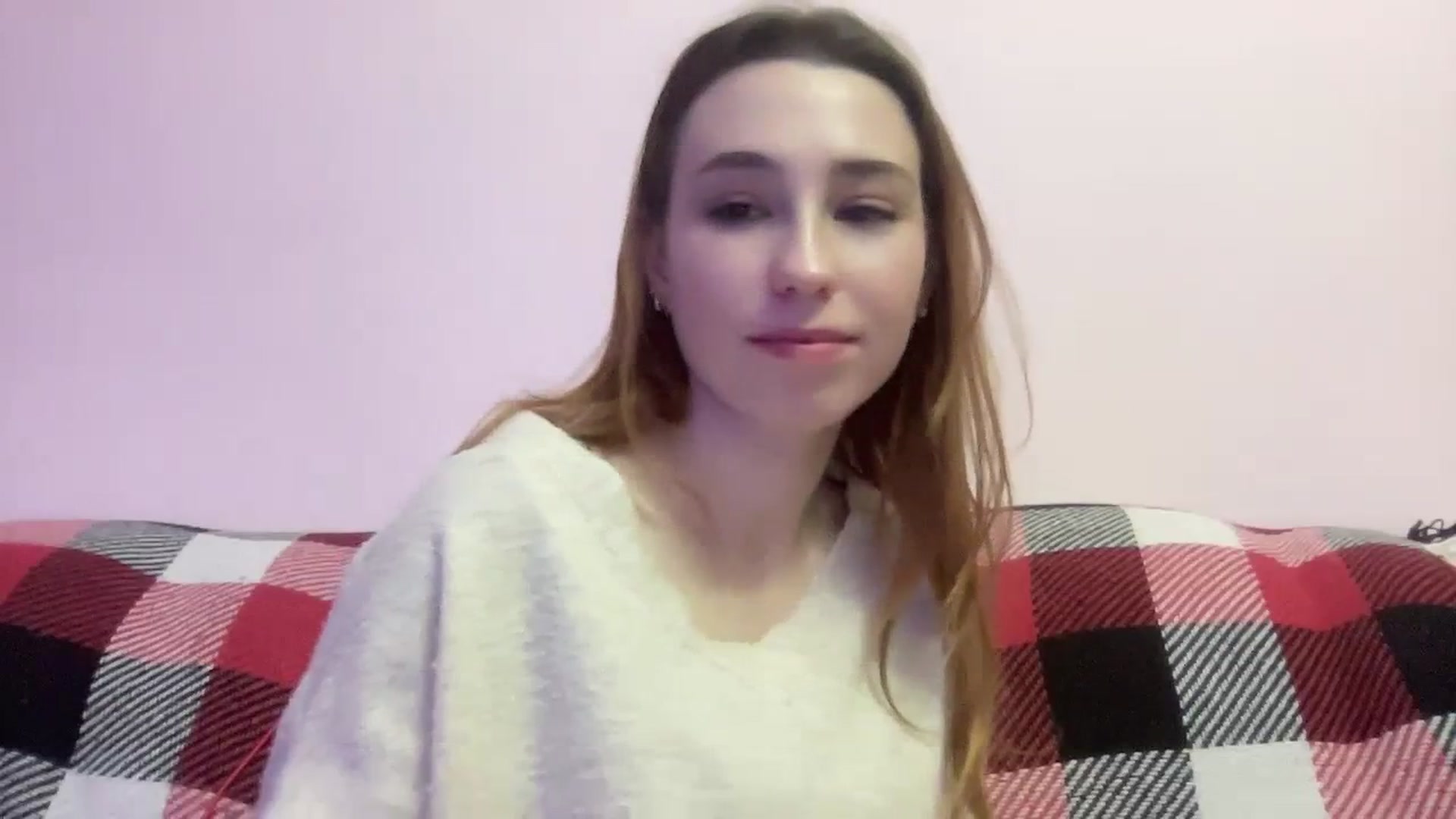 Gallery image thumbnail from Just_I's myfreecams stream on, 12/17/2023, 24:01 image 7 of 20
