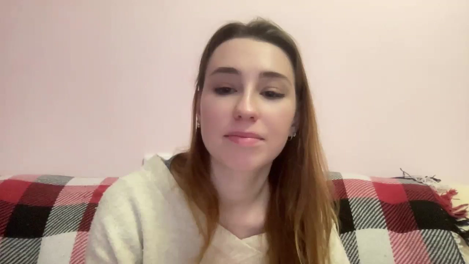 Gallery image thumbnail from Just_I's myfreecams stream on, 12/17/2023, 02:11 image 18 of 20