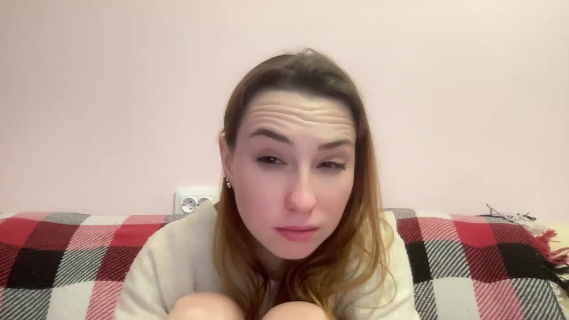 Gallery image thumbnail from Just_I's myfreecams stream on, 12/17/2023, 02:11 image 11 of 20