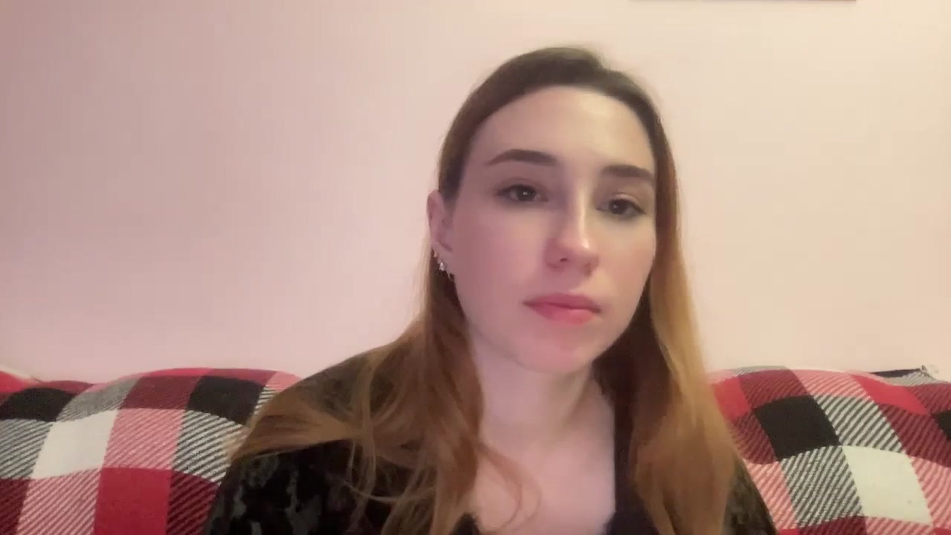 Gallery image thumbnail from Just_I's myfreecams stream on, 12/19/2023, 02:54 image 15 of 20