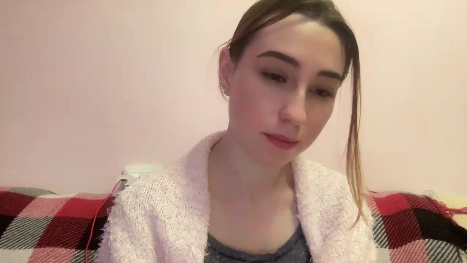 Gallery image thumbnail from Just_I's myfreecams stream on, 12/26/2023, 21:33 image 5 of 20