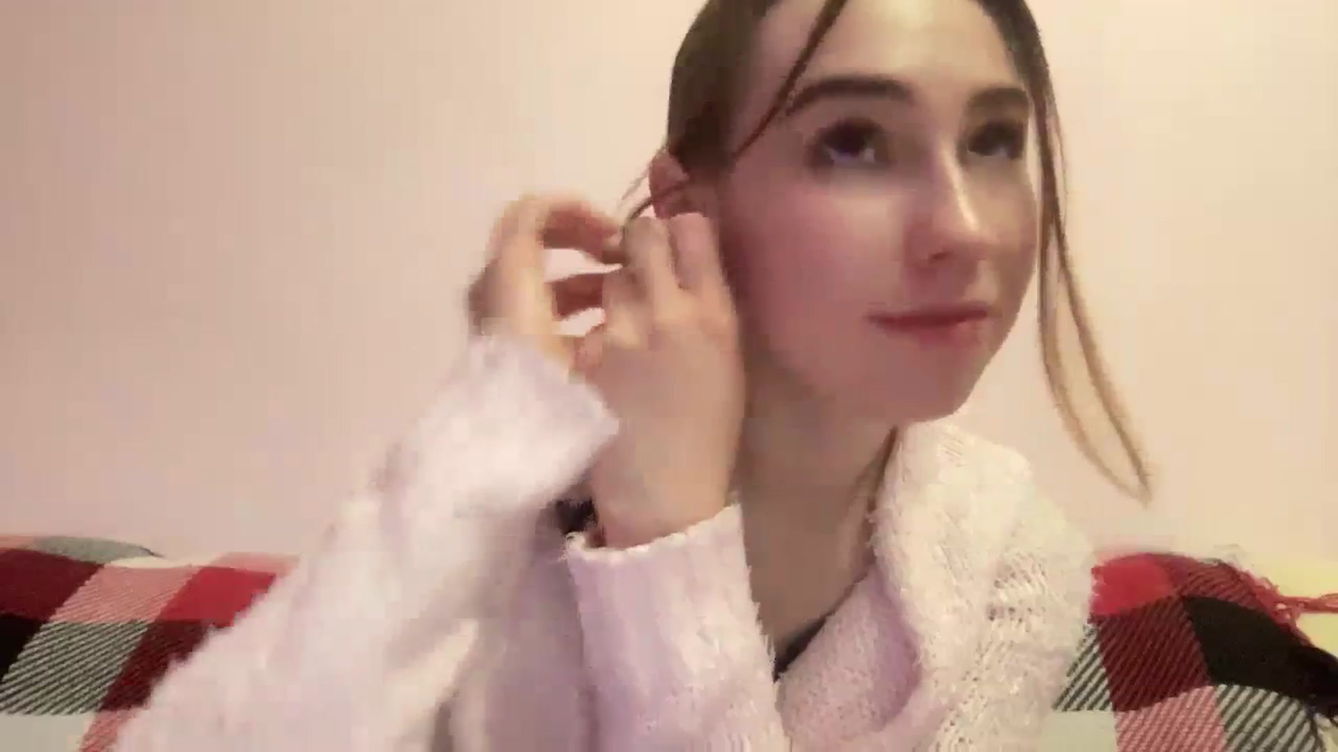 Gallery image thumbnail from Just_I's myfreecams stream on, 12/26/2023, 21:33 image 8 of 20