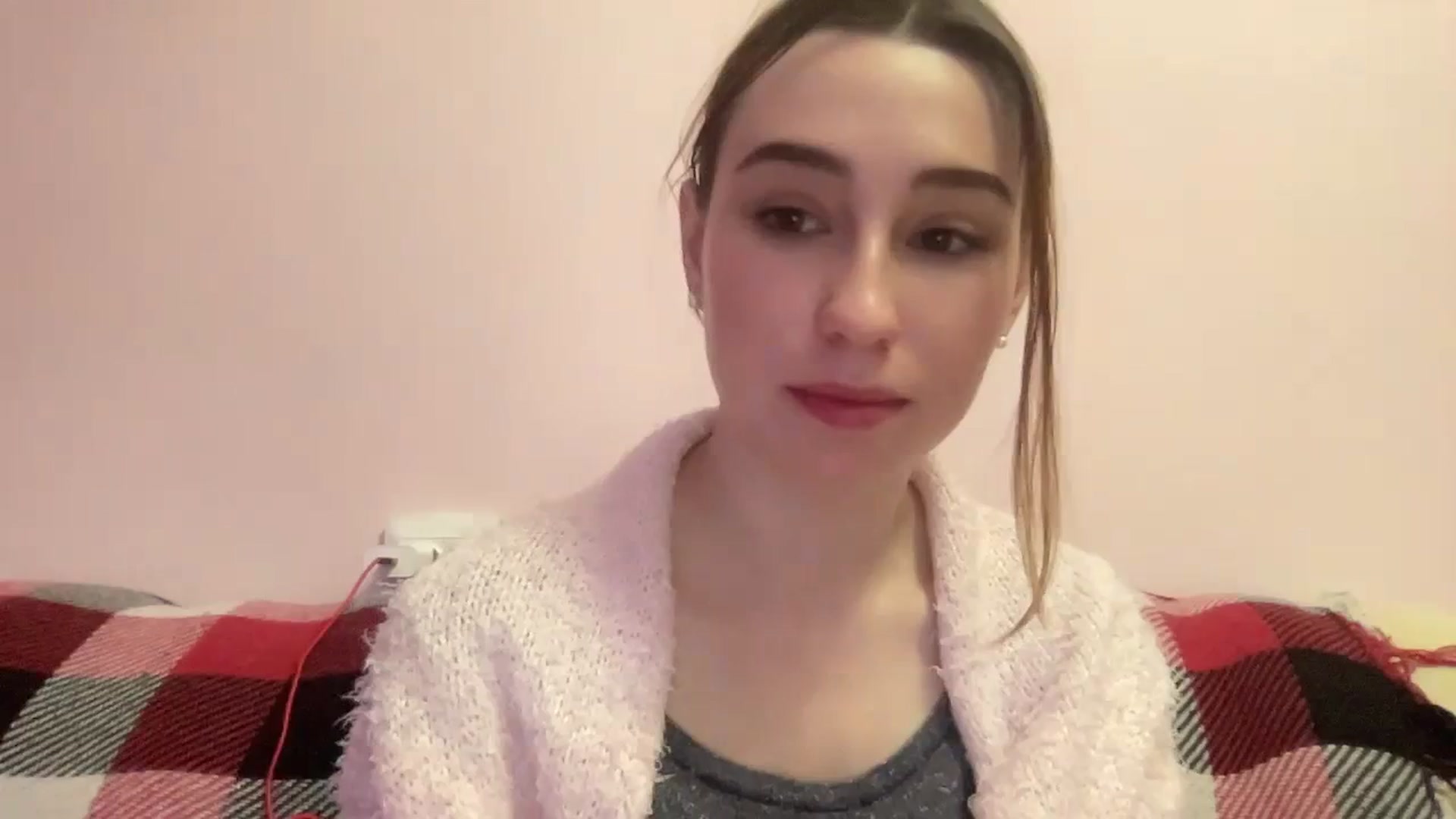 Gallery image thumbnail from Just_I's myfreecams stream on, 12/26/2023, 21:33 image 3 of 20