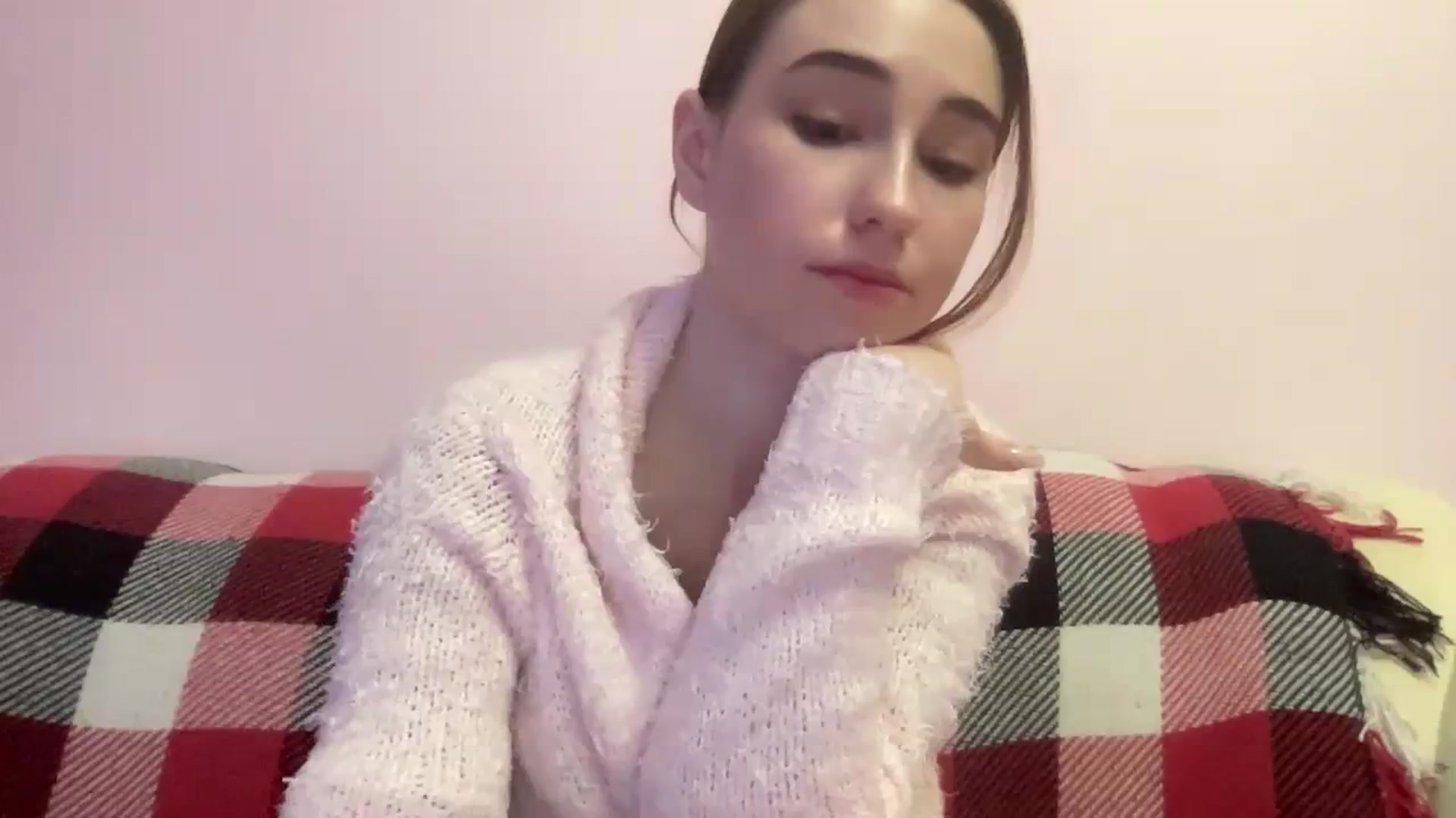 Gallery image thumbnail from Just_I's myfreecams stream on, 12/26/2023, 22:10 image 1 of 20
