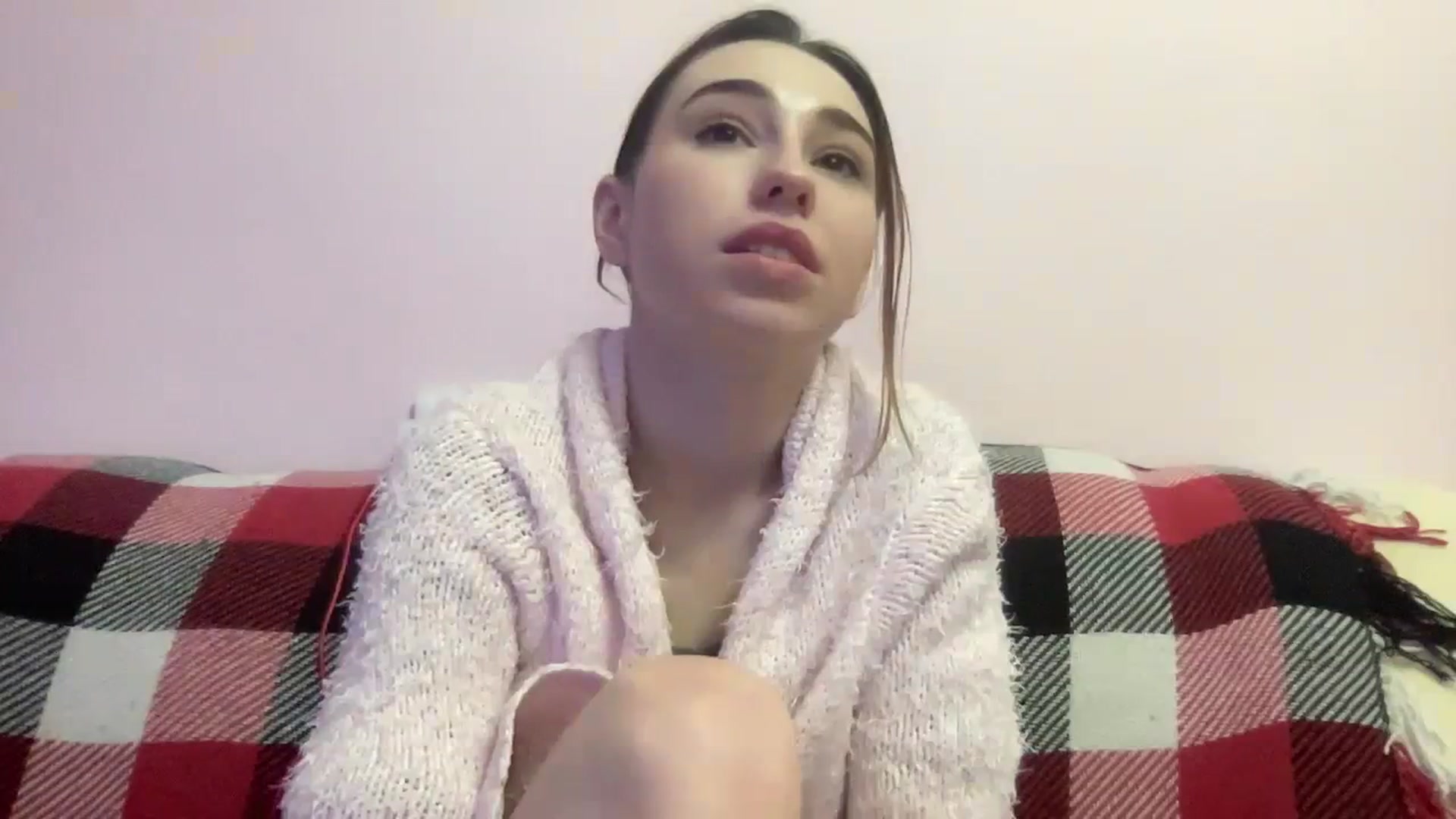 Gallery image thumbnail from Just_I's myfreecams stream on, 12/26/2023, 22:10 image 11 of 20