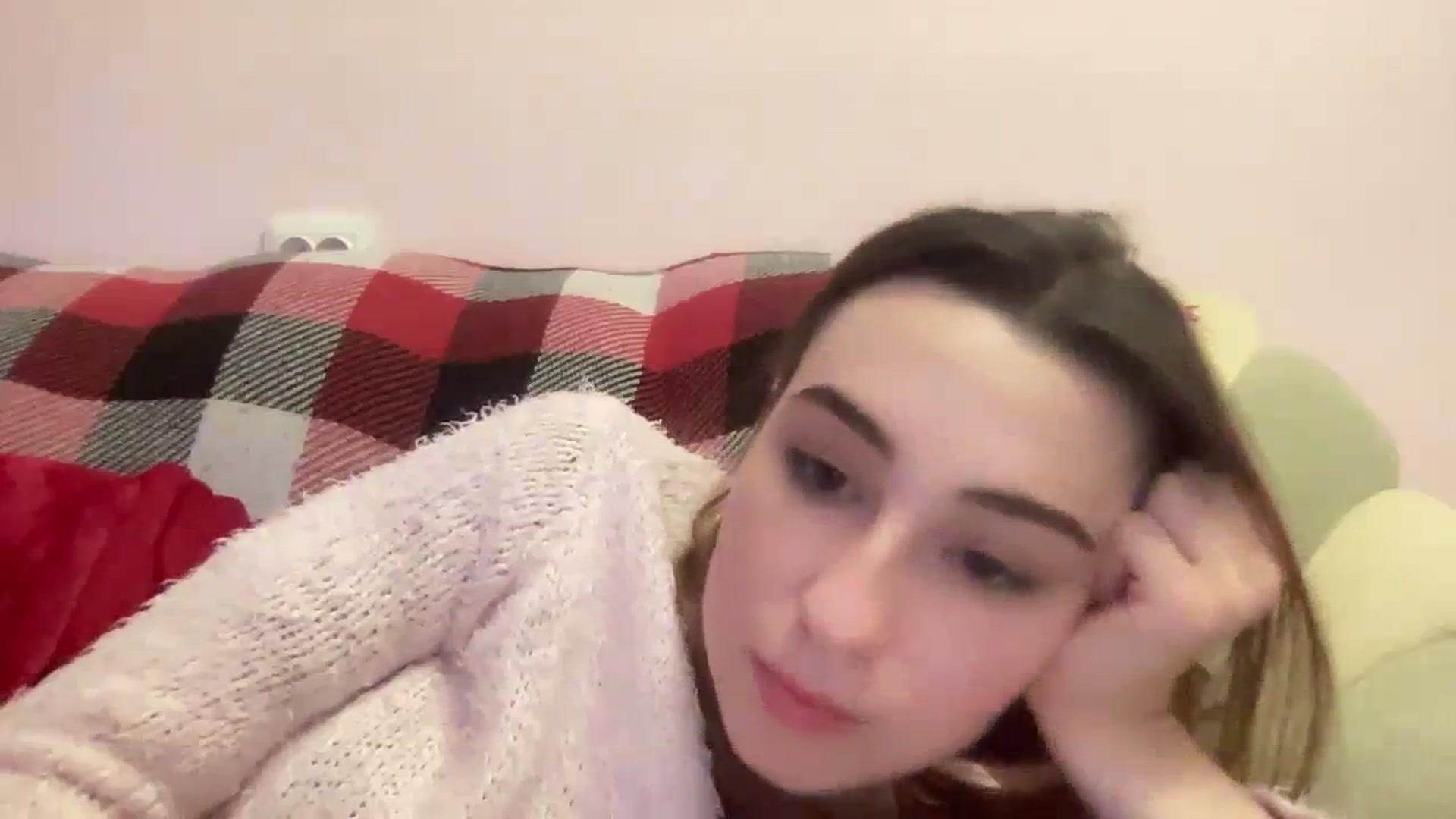 Gallery image thumbnail from Just_I's myfreecams stream on, 12/27/2023, 01:44 image 16 of 20