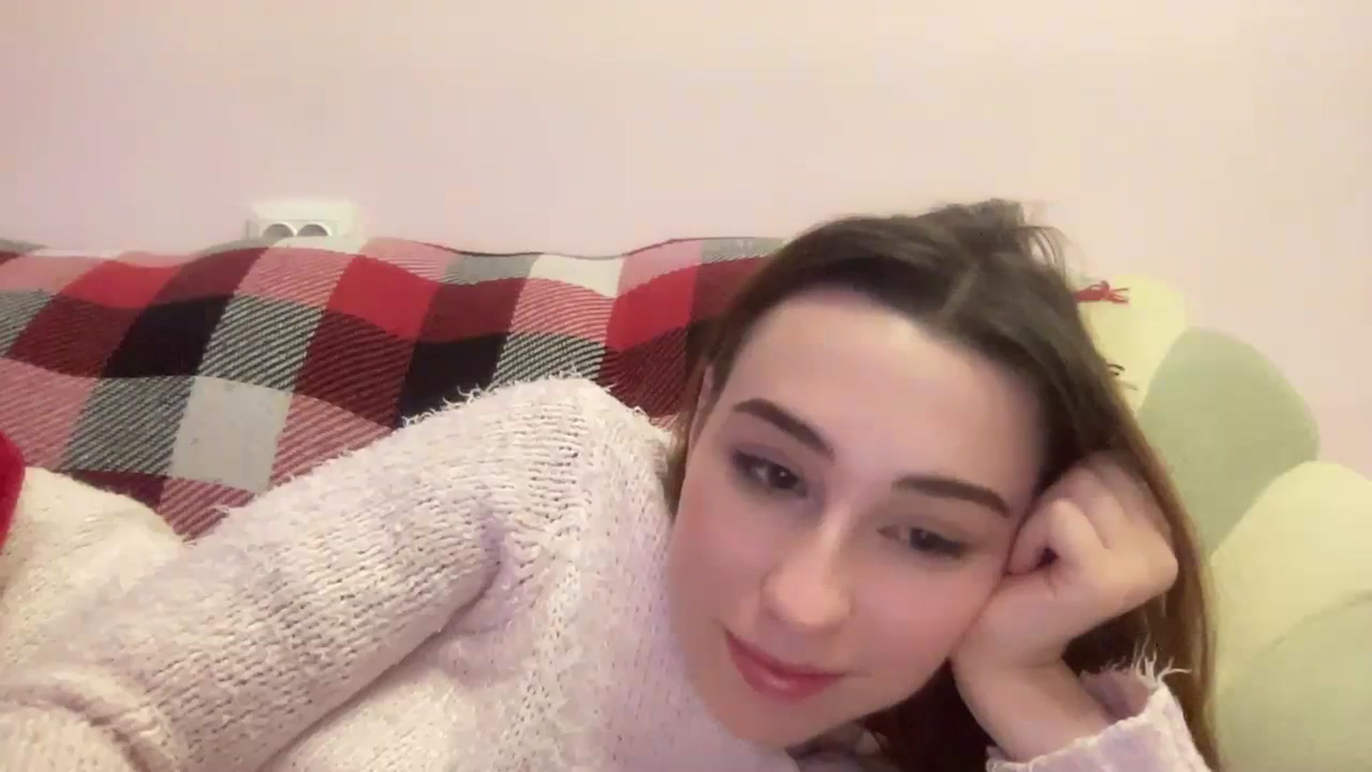 Gallery image thumbnail from Just_I's myfreecams stream on, 12/27/2023, 01:44 image 19 of 20