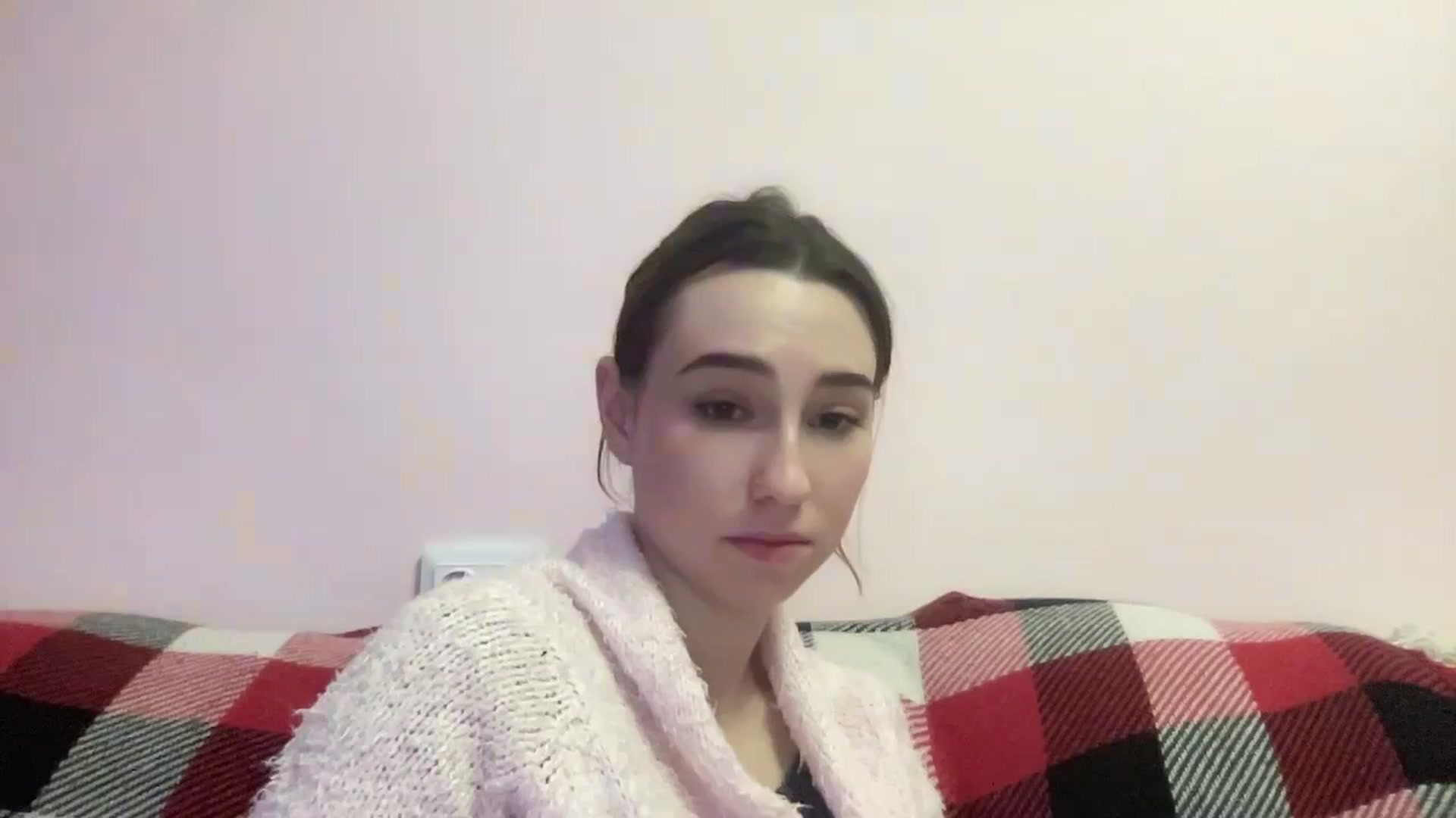 Gallery image thumbnail from Just_I's myfreecams stream on, 12/27/2023, 01:44 image 3 of 20