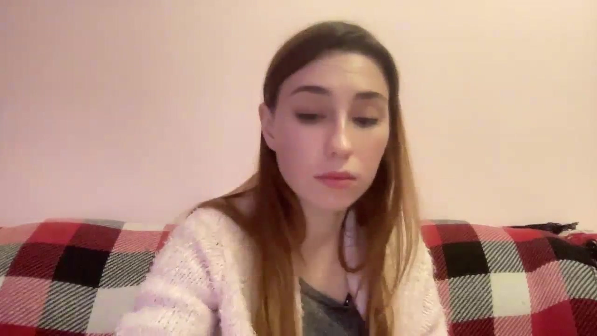 Gallery image thumbnail from Just_I's myfreecams stream on, 12/27/2023, 21:16 image 9 of 20