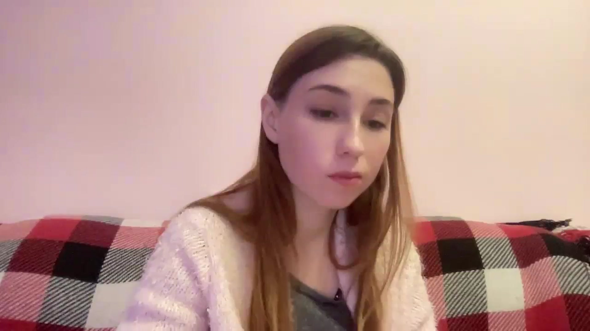 Gallery image thumbnail from Just_I's myfreecams stream on, 12/27/2023, 21:16 image 10 of 20