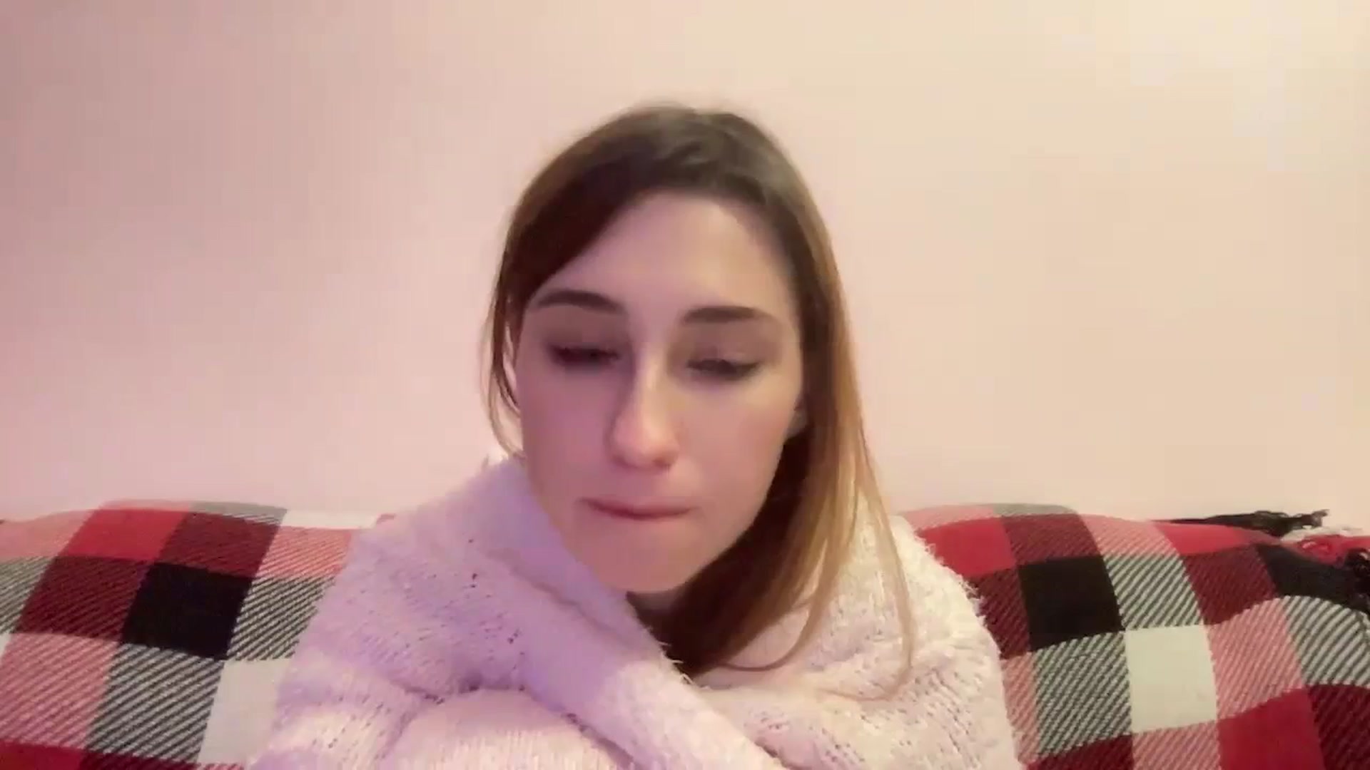 Gallery image thumbnail from Just_I's myfreecams stream on, 12/27/2023, 22:53 image 7 of 20
