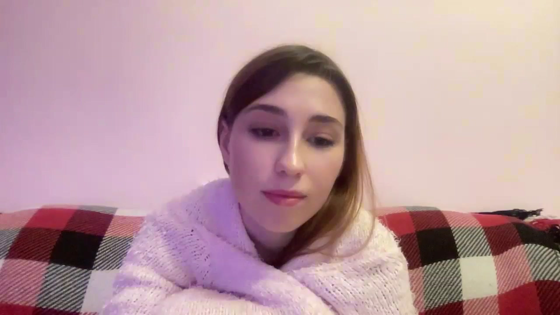 Gallery image thumbnail from Just_I's myfreecams stream on, 12/27/2023, 22:53 image 4 of 20