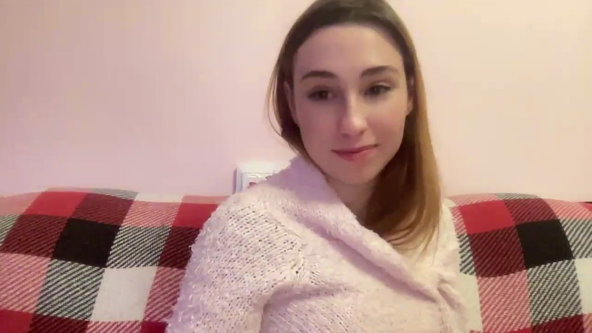 Gallery image thumbnail from Just_I's myfreecams stream on, 12/27/2023, 22:53 image 20 of 20