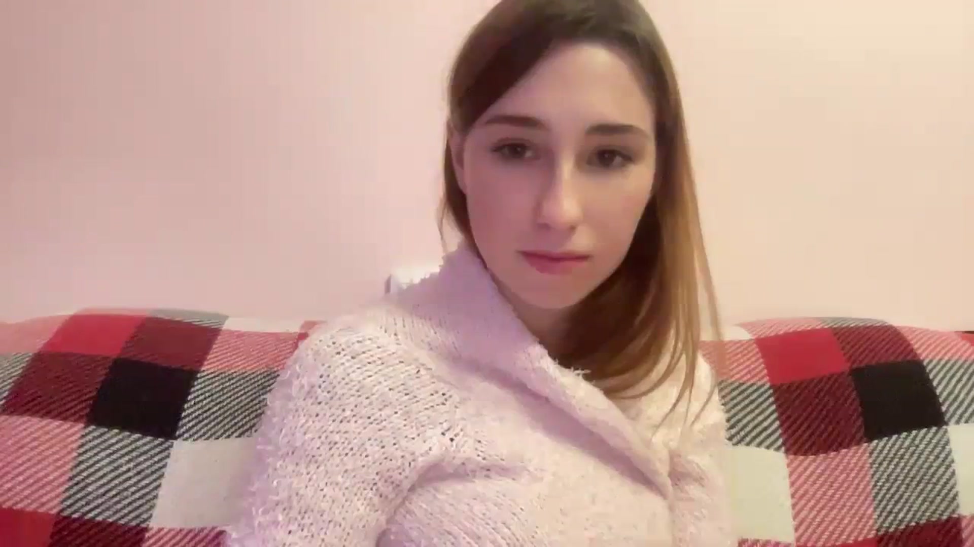 Gallery image thumbnail from Just_I's myfreecams stream on, 12/27/2023, 22:53 image 17 of 20