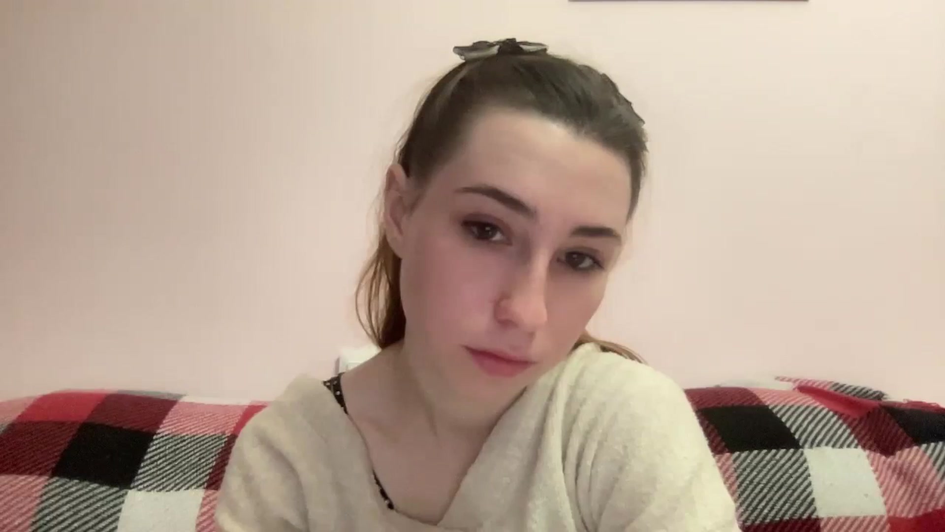 Gallery image thumbnail from Just_I's myfreecams stream on, 12/29/2023, 15:25 image 13 of 20
