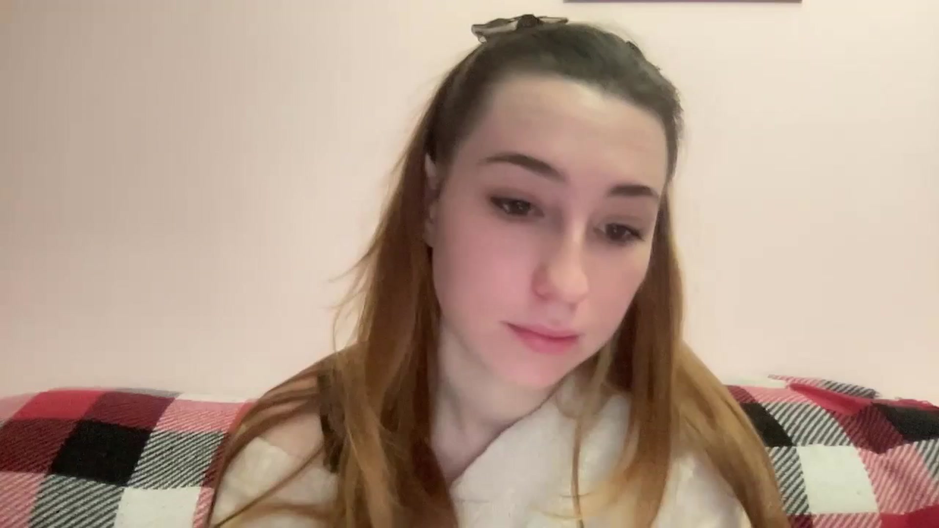 Gallery image thumbnail from Just_I's myfreecams stream on, 12/29/2023, 15:25 image 8 of 20