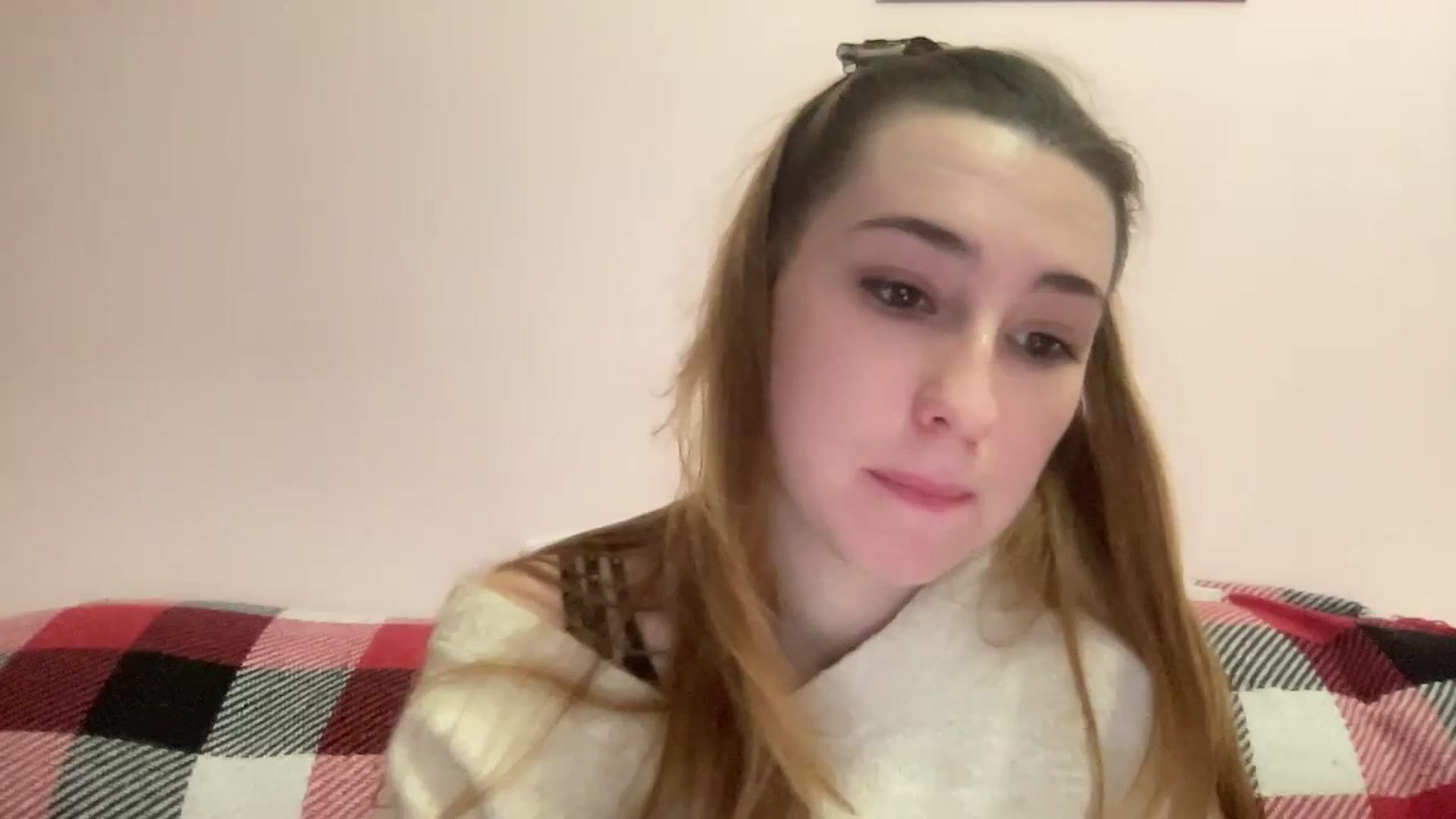Gallery image thumbnail from Just_I's myfreecams stream on, 12/29/2023, 15:25 image 10 of 20