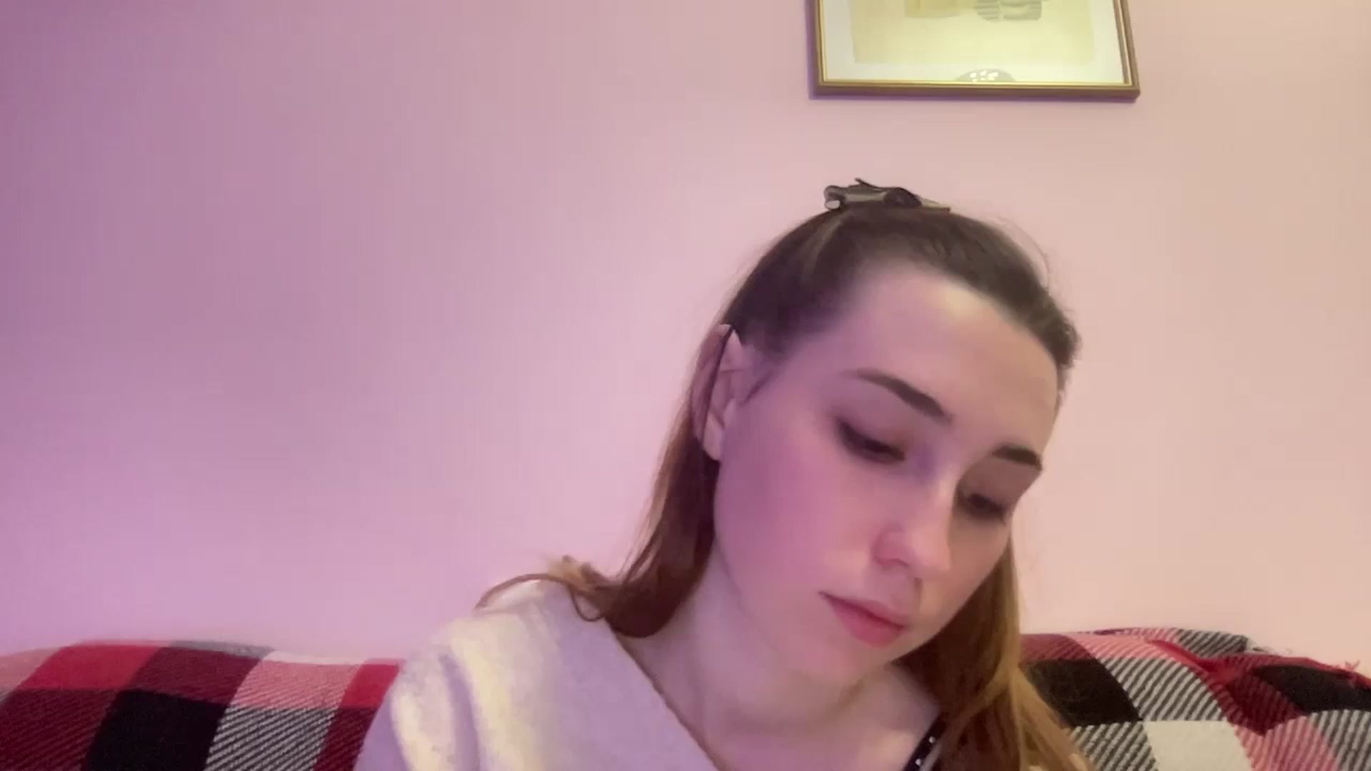 Gallery image thumbnail from Just_I's myfreecams stream on, 12/29/2023, 18:43 image 3 of 20