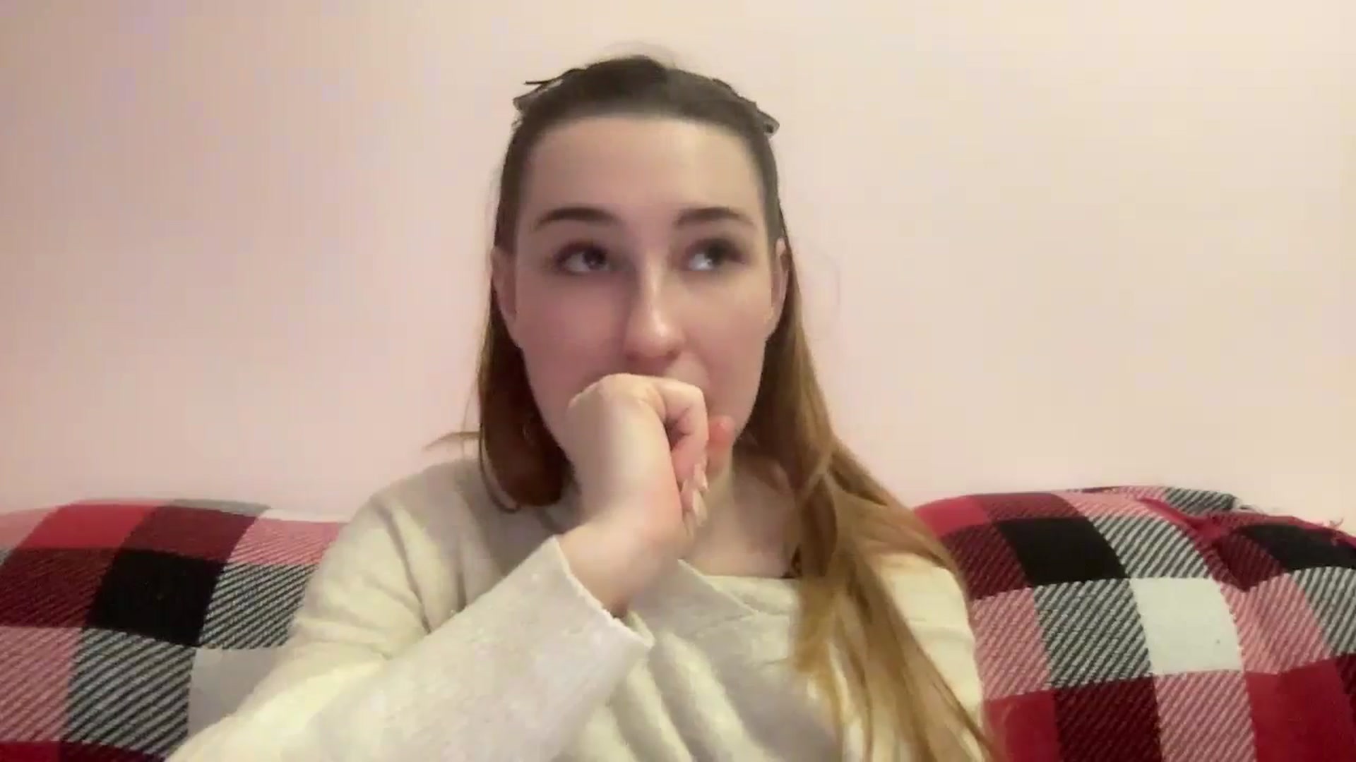 Gallery image thumbnail from Just_I's myfreecams stream on, 12/29/2023, 18:43 image 11 of 20