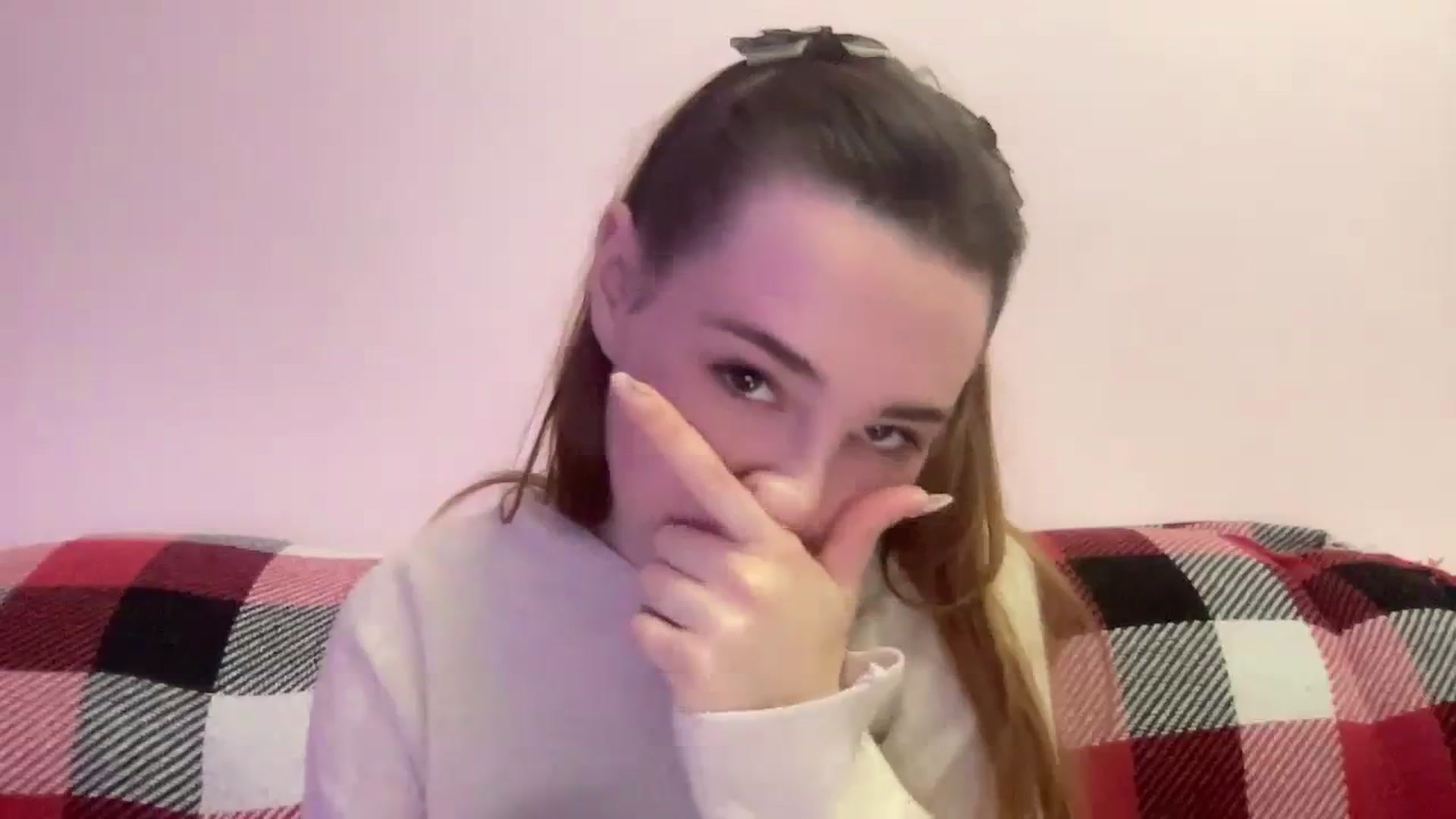 Gallery image thumbnail from Just_I's myfreecams stream on, 12/29/2023, 18:43 image 8 of 20