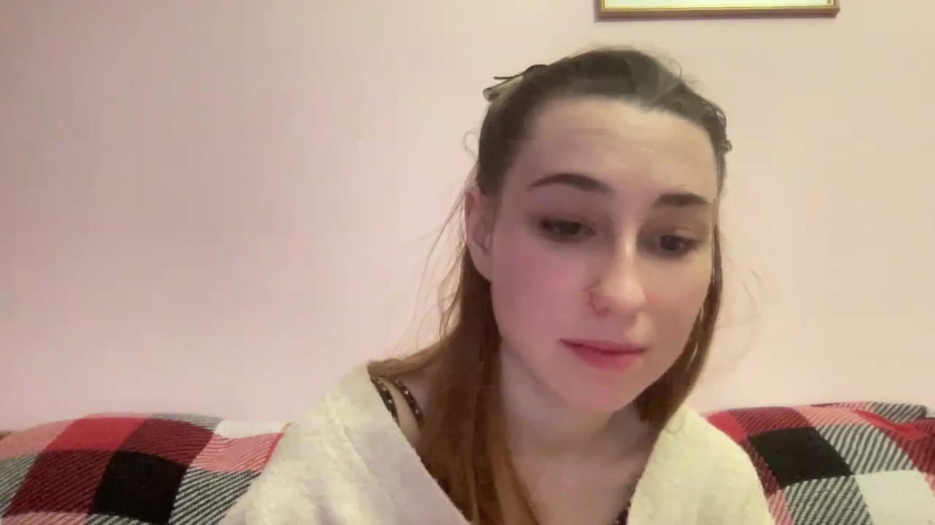 Gallery image thumbnail from Just_I's myfreecams stream on, 12/29/2023, 22:26 image 11 of 20
