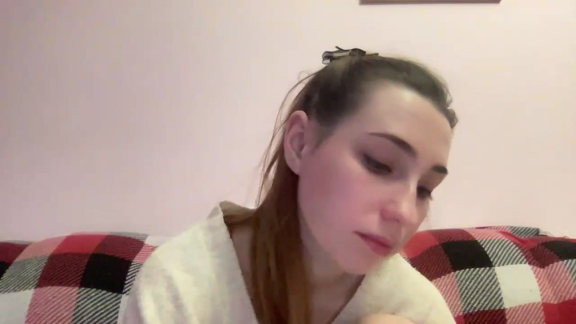 Gallery image thumbnail from Just_I's myfreecams stream on, 12/29/2023, 22:26 image 5 of 20