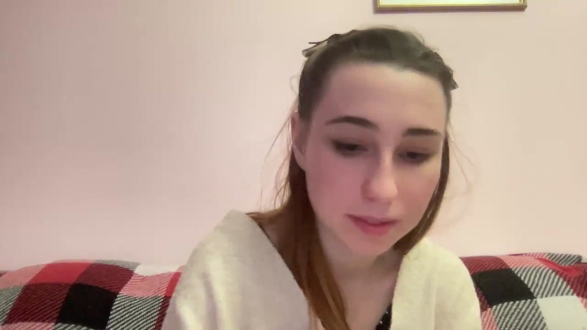 Gallery image thumbnail from Just_I's myfreecams stream on, 12/29/2023, 22:26 image 9 of 20