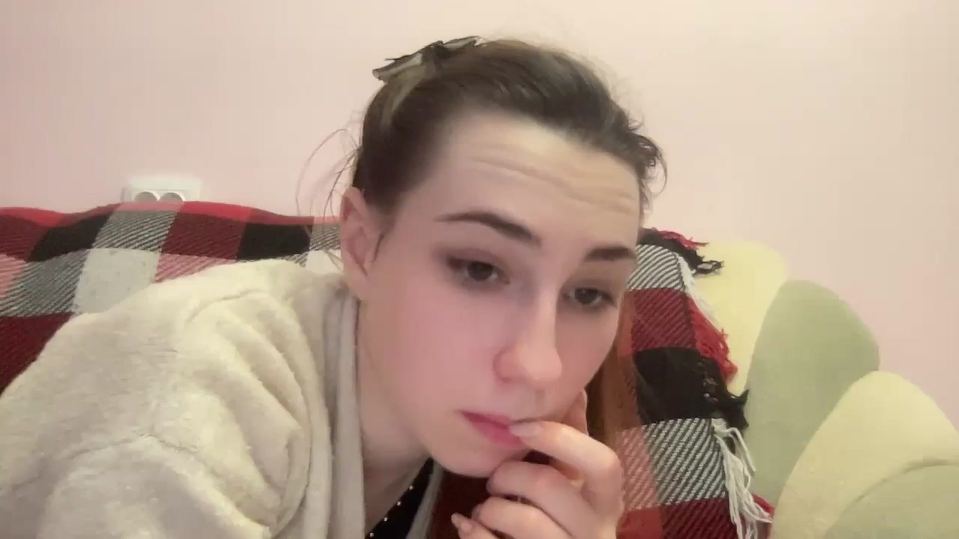 Gallery image thumbnail from Just_I's myfreecams stream on, 12/30/2023, 01:40 image 6 of 20