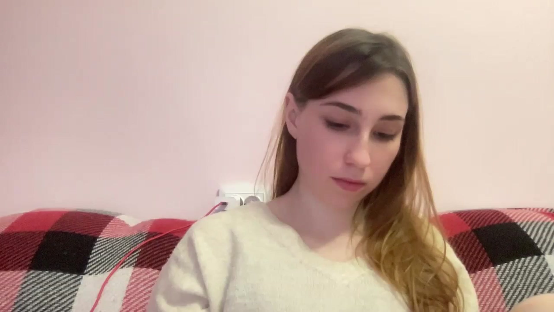 Gallery image thumbnail from Just_I's myfreecams stream on, 12/30/2023, 21:13 image 16 of 20