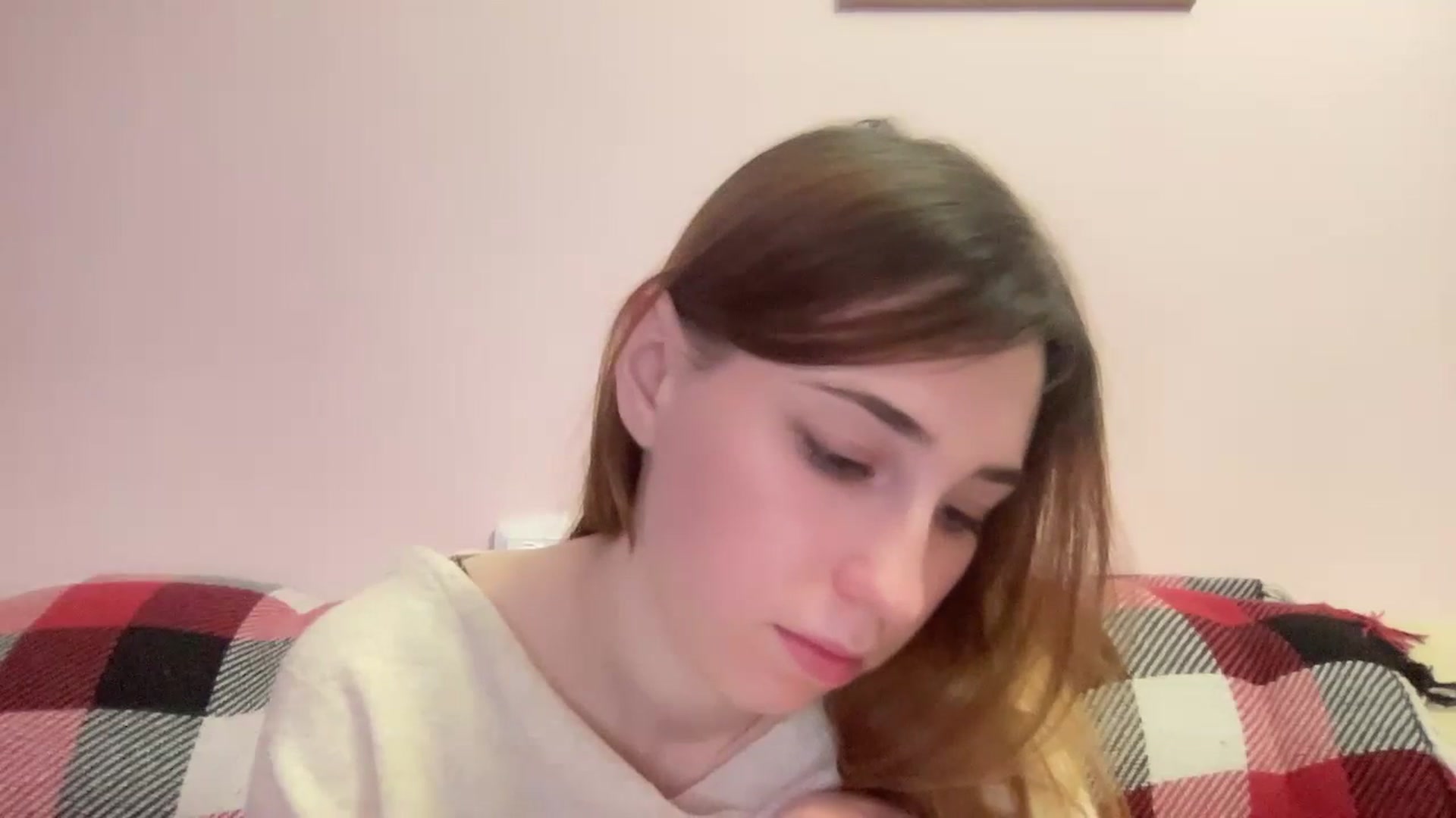 Gallery image thumbnail from Just_I's myfreecams stream on, 12/31/2023, 24:47 image 19 of 20