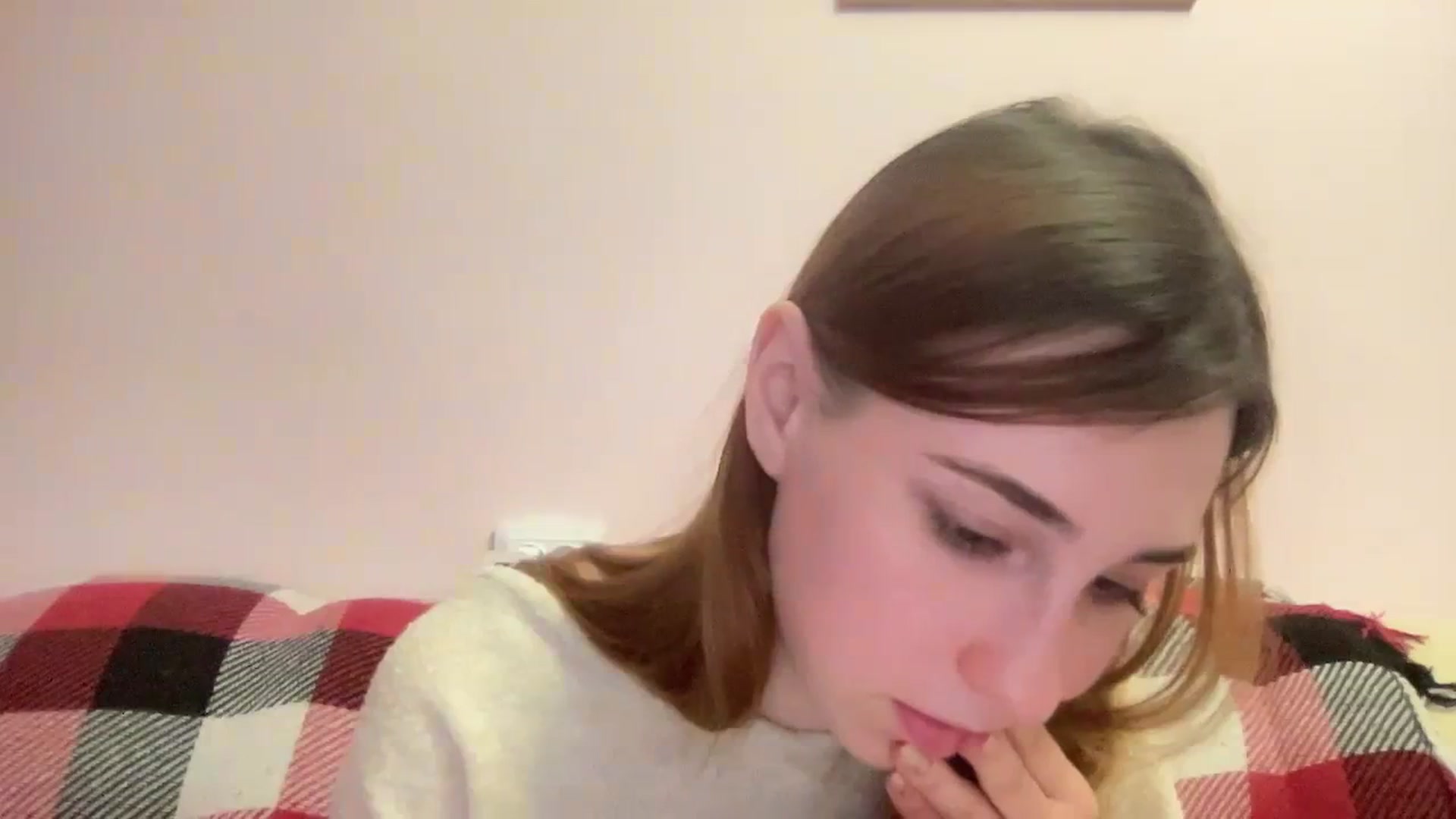 Gallery image thumbnail from Just_I's myfreecams stream on, 12/31/2023, 24:47 image 13 of 20