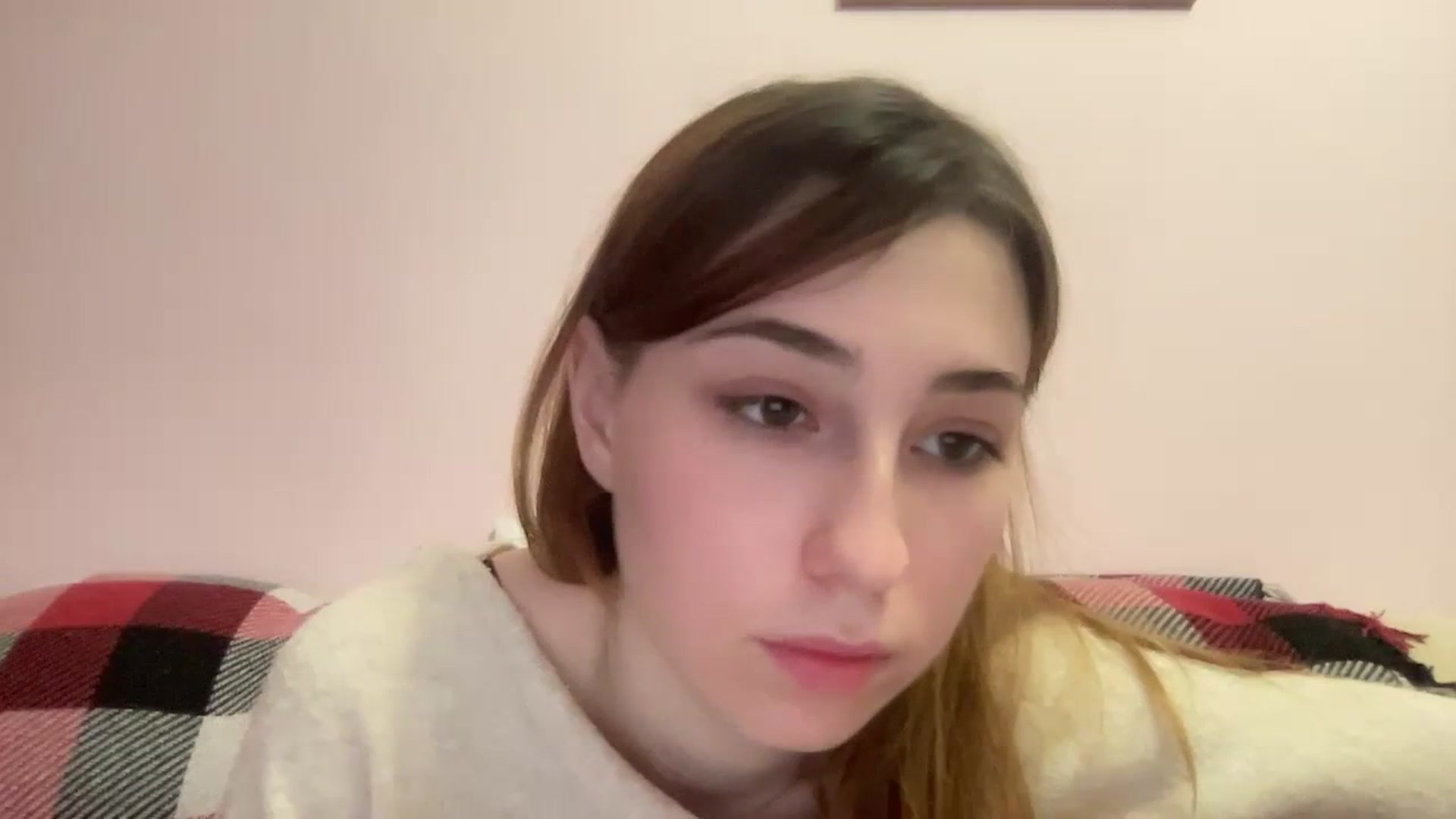 Gallery image thumbnail from Just_I's myfreecams stream on, 12/31/2023, 24:47 image 18 of 20