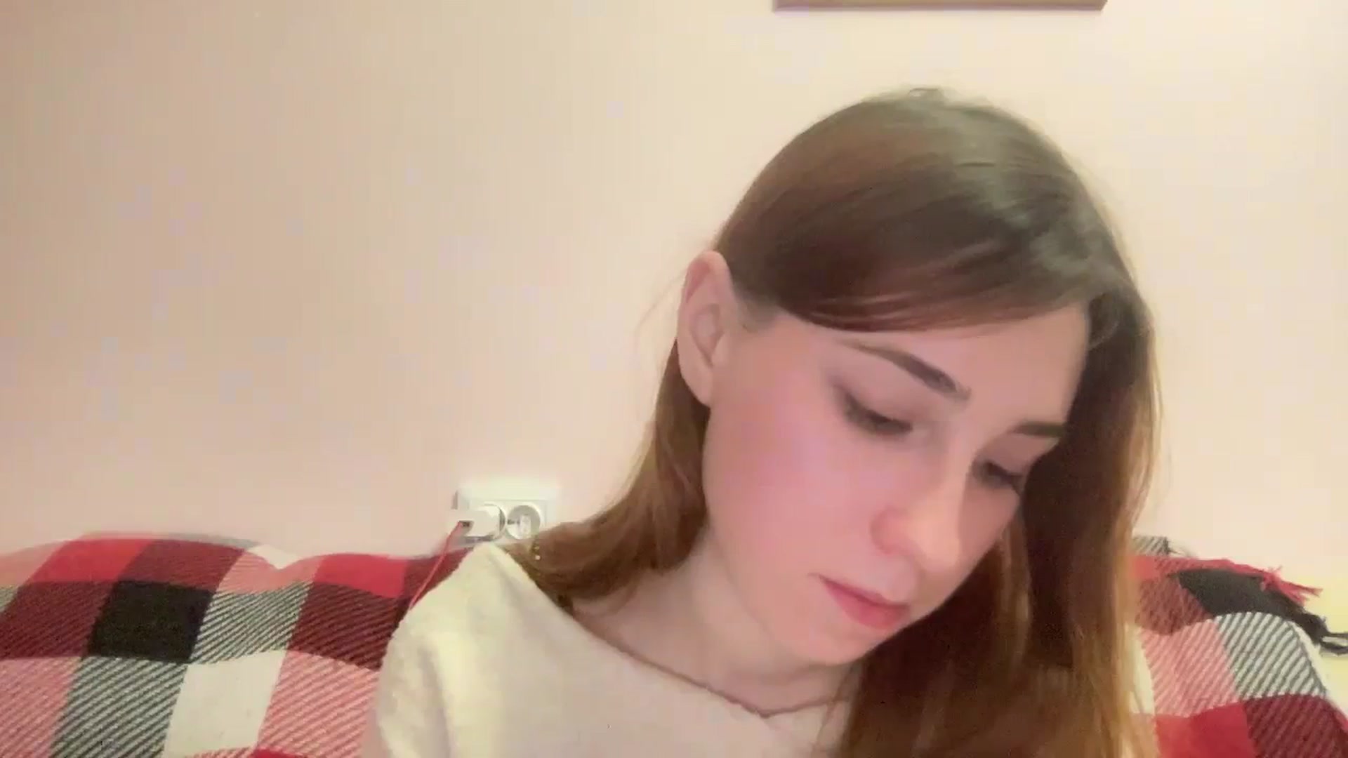 Gallery image thumbnail from Just_I's myfreecams stream on, 12/31/2023, 24:47 image 6 of 20
