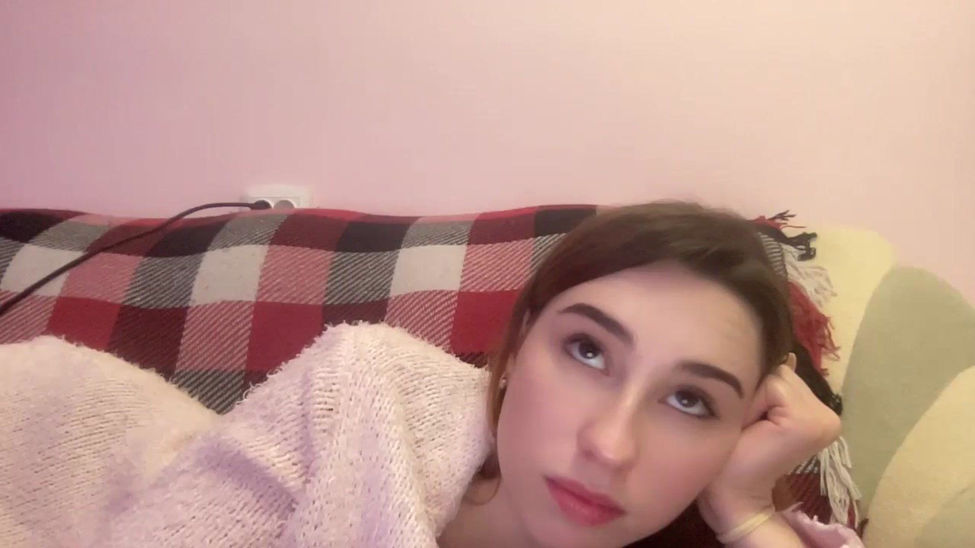 Gallery image thumbnail from Just_I's myfreecams stream on, 01/02/2024, 15:42 image 3 of 20