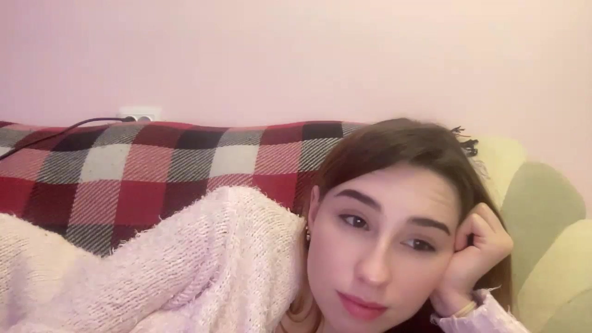 Gallery image thumbnail from Just_I's myfreecams stream on, 01/02/2024, 15:42 image 20 of 20