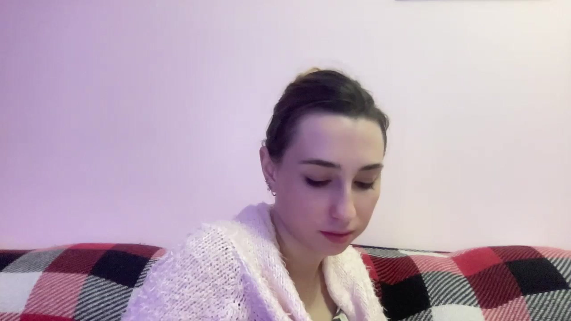 Gallery image thumbnail from Just_I's myfreecams stream on, 01/03/2024, 21:41 image 11 of 20