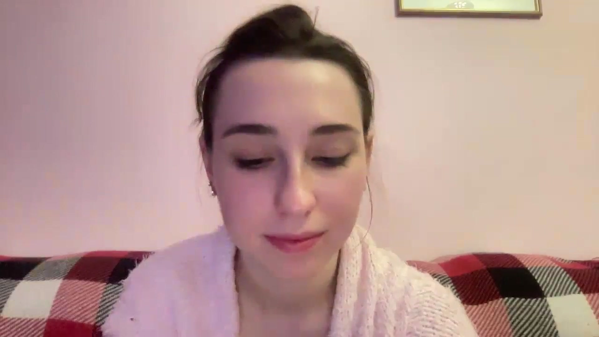 Gallery image thumbnail from Just_I's myfreecams stream on, 01/04/2024, 03:03 image 4 of 20