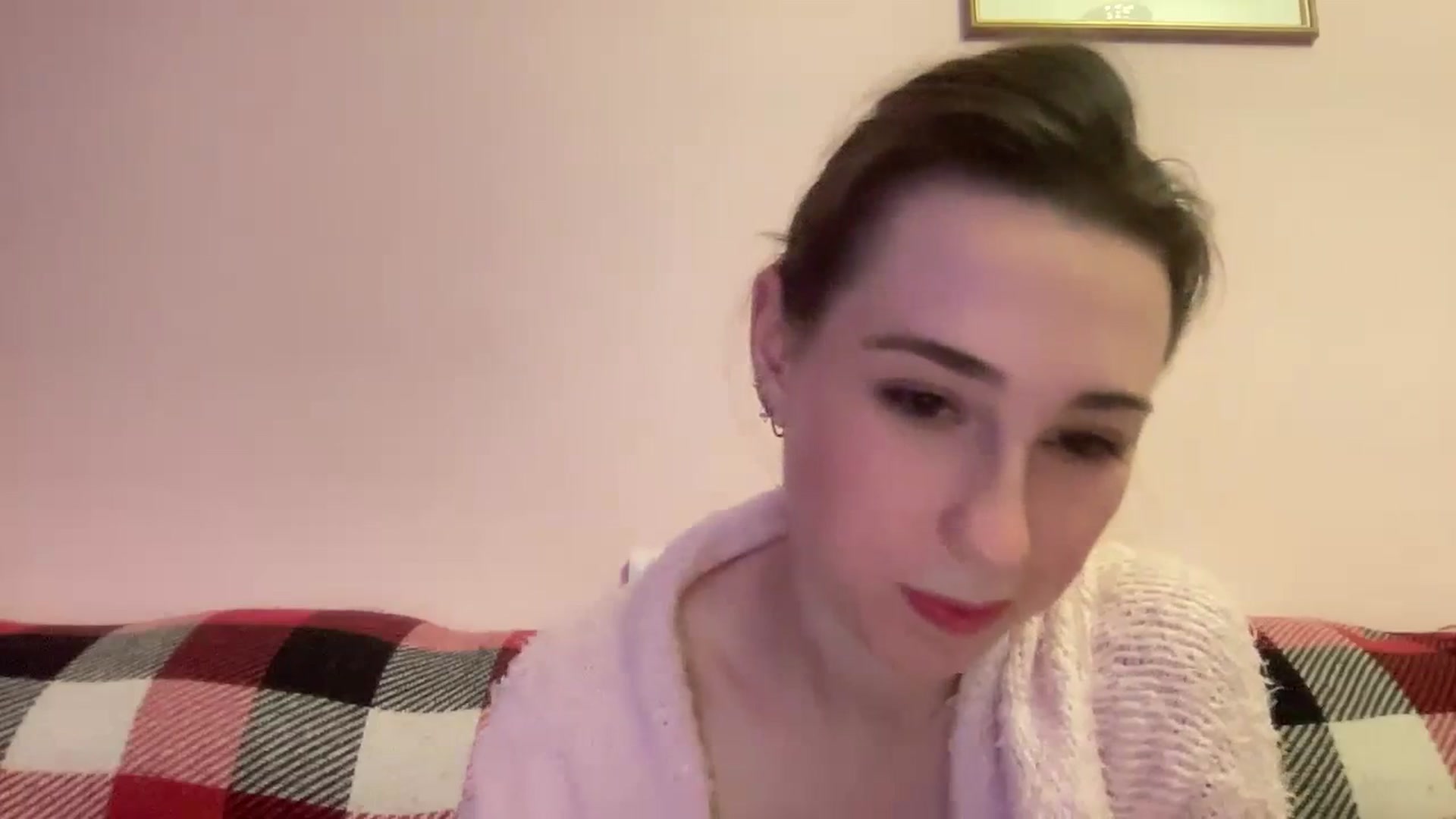 Gallery image thumbnail from Just_I's myfreecams stream on, 01/04/2024, 03:03 image 2 of 20