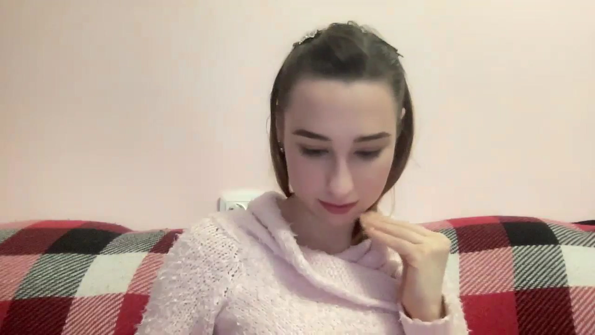 Gallery image thumbnail from Just_I's myfreecams stream on, 01/04/2024, 17:18 image 9 of 20