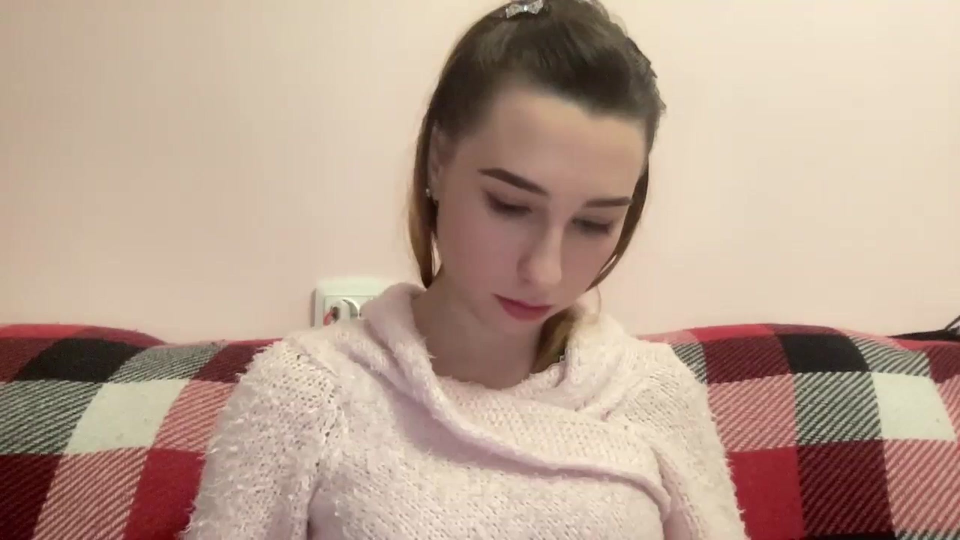 Gallery image thumbnail from Just_I's myfreecams stream on, 01/04/2024, 17:18 image 18 of 20