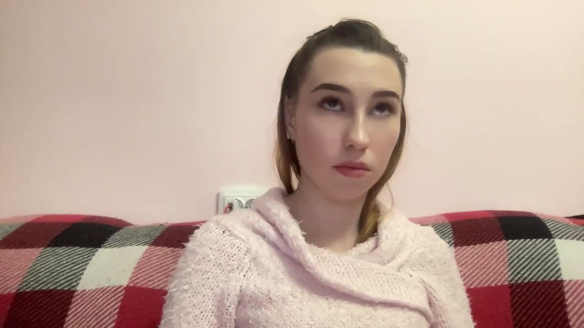 Gallery image thumbnail from Just_I's myfreecams stream on, 01/04/2024, 17:18 image 12 of 20