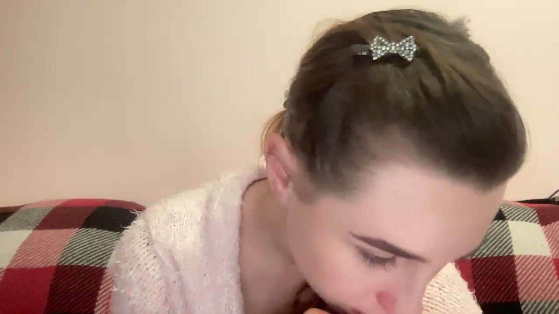 Gallery image thumbnail from Just_I's myfreecams stream on, 01/04/2024, 20:51 image 15 of 20