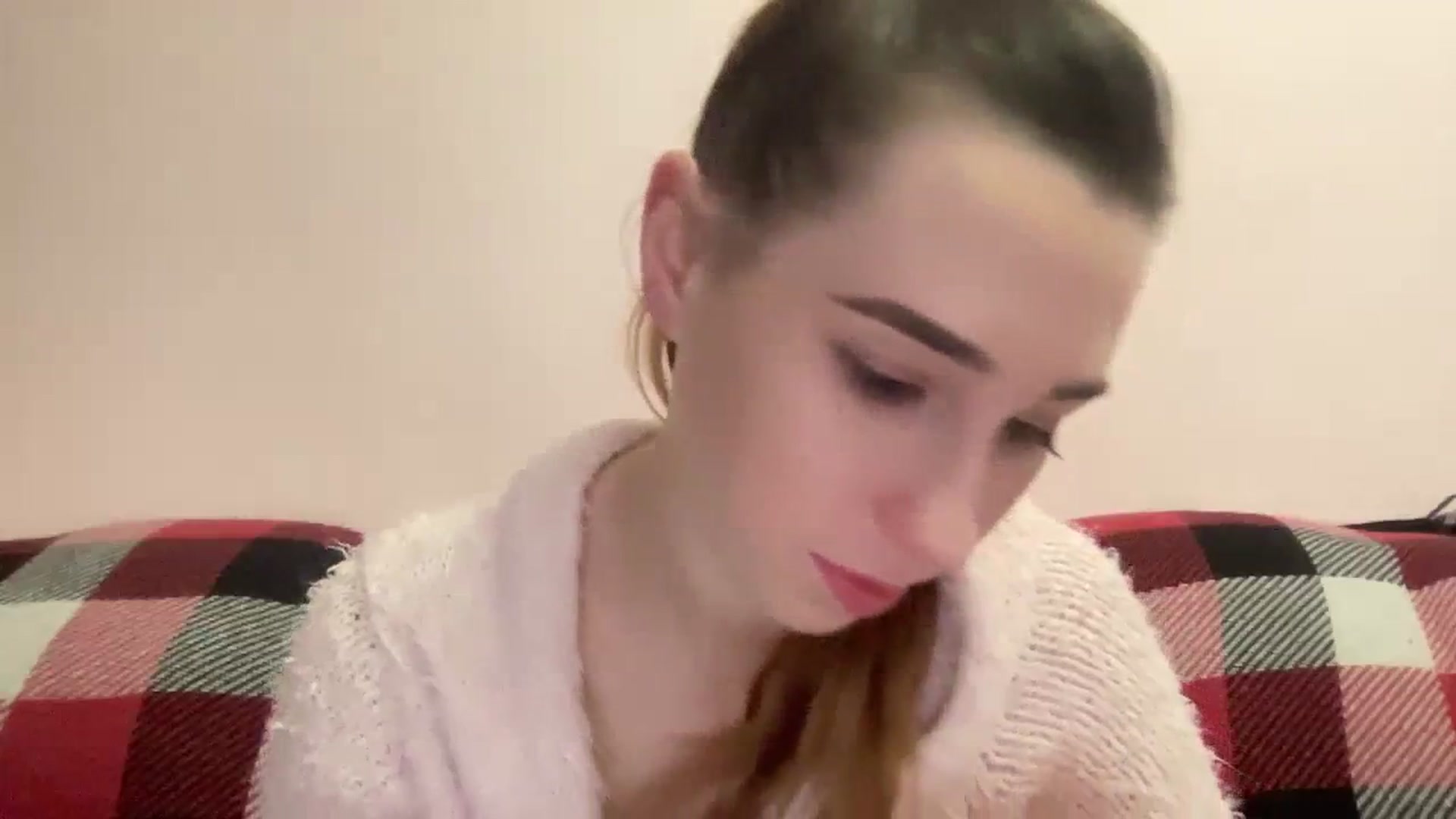 Gallery image thumbnail from Just_I's myfreecams stream on, 01/04/2024, 20:51 image 9 of 20