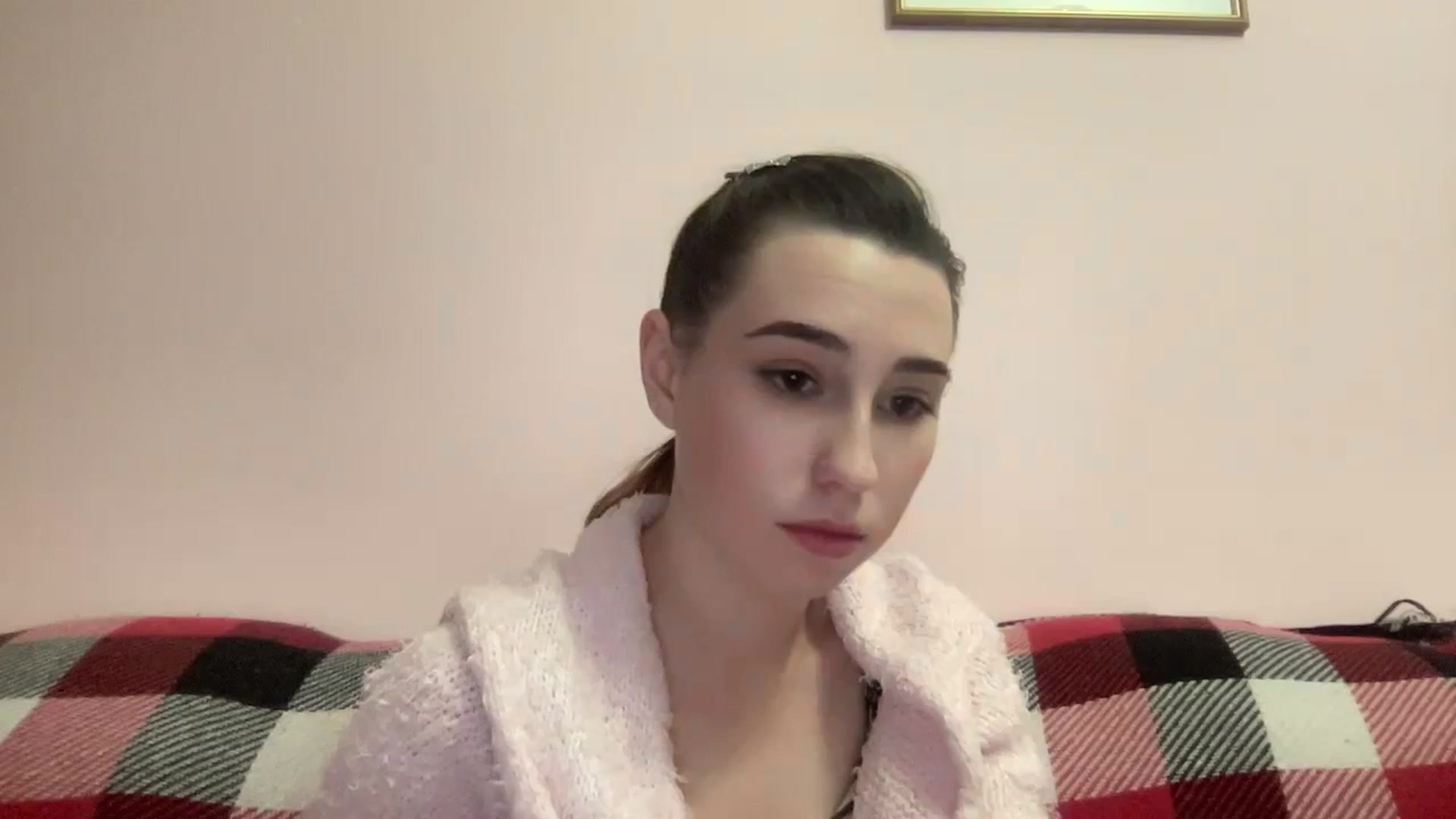 Gallery image thumbnail from Just_I's myfreecams stream on, 01/04/2024, 21:59 image 18 of 20