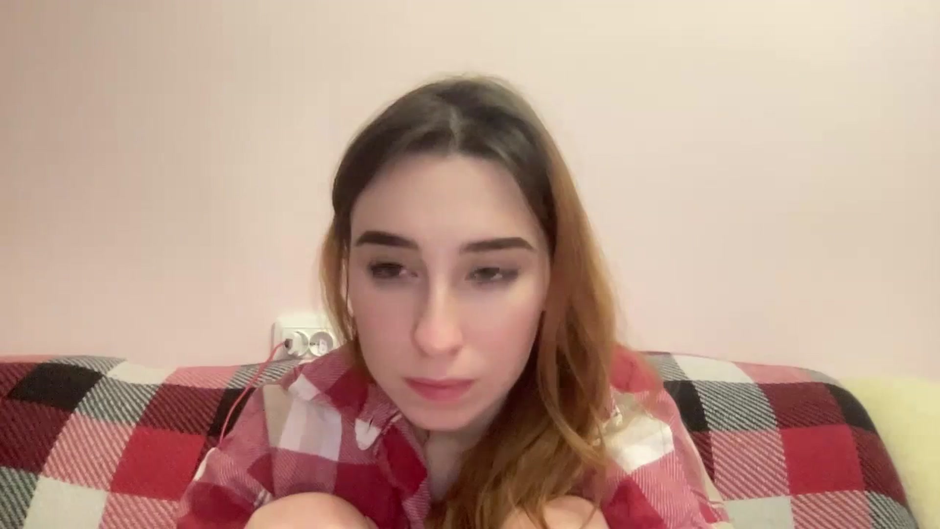 Gallery image thumbnail from Just_I's myfreecams stream on, 01/07/2024, 23:05 image 14 of 20